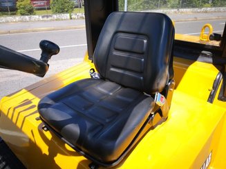 Четырехопорные погрузчики Caterpillar DP50K - 6