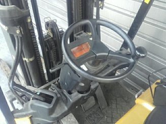 Четырехопорные погрузчики Caterpillar EP25K-PAC