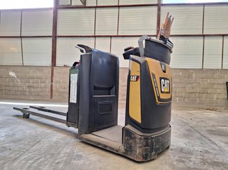 Четырехопорные погрузчики Caterpillar NO20NE