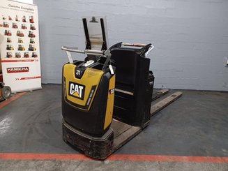 Четырехопорные погрузчики Caterpillar NO20NE