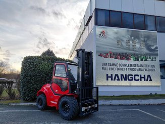 Внедорожный погрузчик Hangcha TT30-4 (CPCD30-XW98C-RT4) - 1