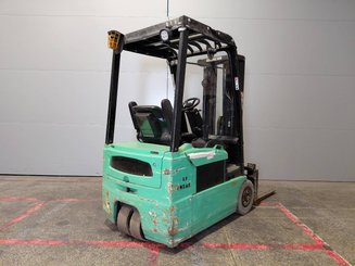 Трехопорные погрузчики Yale ERP16 ATF - 3