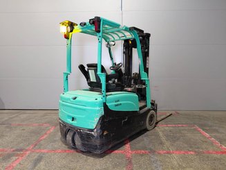 Трехопорные погрузчики Yale ERP16VTLWB - 3