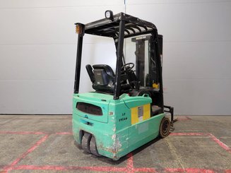 Трехопорные погрузчики Yale ERP16 ATF - 3