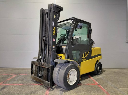 Четырехопорные погрузчики Yale GLP55VX - 1