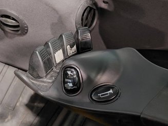 Четырехопорные погрузчики Yale GLP55VX