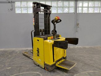 Штабелеры с электроприводом Yale MS12X