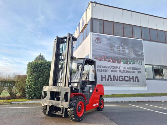 Четырехопорные погрузчики Hangcha XF55D - 1
