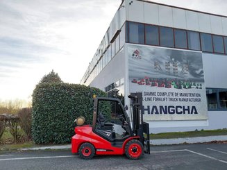 Четырехопорные погрузчики Hangcha XF35G-2 (CPYD35-X2H21F1) - 5