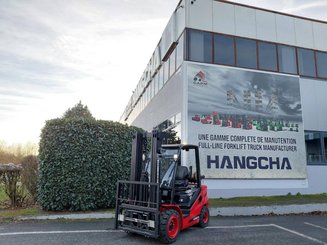 Четырехопорные погрузчики Hangcha XF35G-2 (CPYD35-X2H21F1) - 1