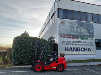 Четырехопорные погрузчики Hangcha XF35G-2 (CPYD35-X2H21F1) - 2