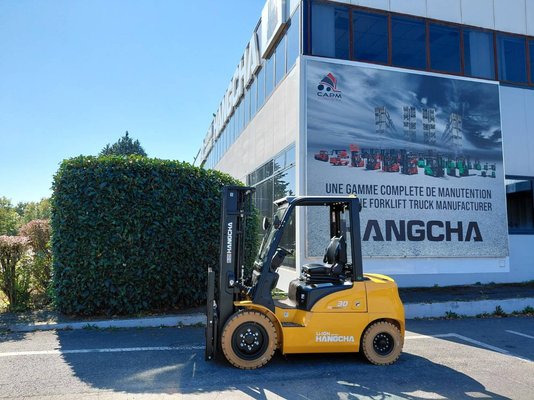 Четырехопорные погрузчики Hangcha XE30Hi ( CPD30-XEY2H2-SI ) - 1