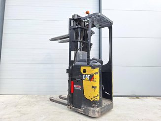 Штабелеры с платформой для оператора Caterpillar NSR20N