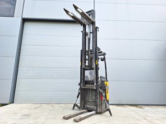 Штабелеры с платформой для оператора Caterpillar NSR20N