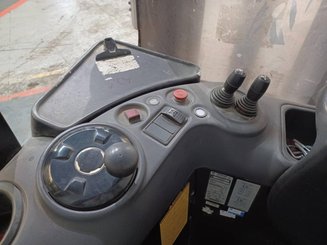 Штабелеры с платформой для оператора Caterpillar NSR20N