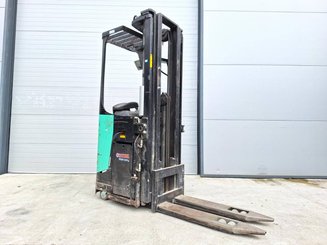 Штабелеры с платформой для оператора Caterpillar NSR20N