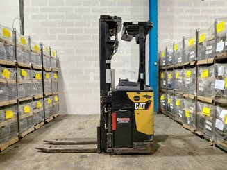 Штабелеры с платформой для оператора Caterpillar NSR20N