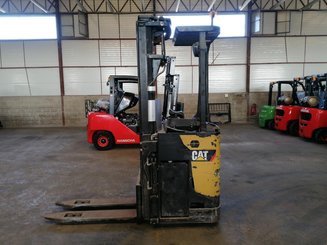Штабелеры с платформой для оператора Caterpillar NSR20N
