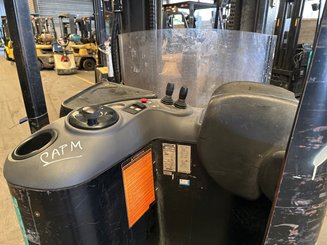 Штабелеры с платформой для оператора Caterpillar NSR20N