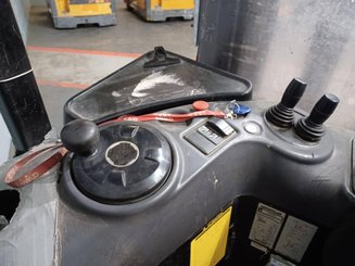 Штабелеры с платформой для оператора Caterpillar NSR20N
