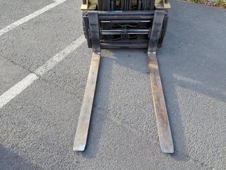Трехопорные погрузчики Caterpillar EP18NT