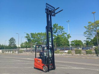Трехопорные погрузчики Hangcha A3W18 - 7
