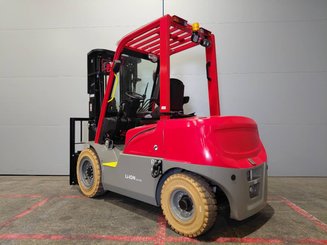 Четырехопорные погрузчики Hangcha XE30i ( CPD30-XEY2HA-SI )