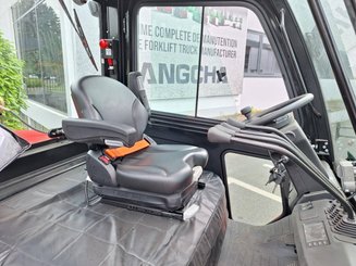 Четырехопорные погрузчики Hangcha XF55G
