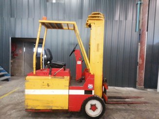 Трехопорные погрузчики Peg F2050EB