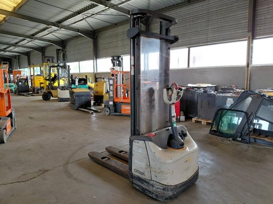 Штабелеры с электроприводом Crown WF3000 1.2 - 1