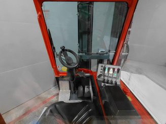 Четырехходовый вилочный погрузчик AMLIFT AGILIFT 3000E