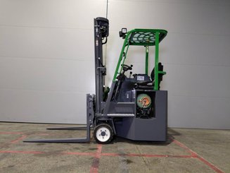 Четырехходовый вилочный погрузчик Combilift COMBI CB2500 - 2