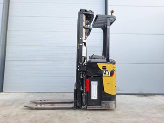 Штабелеры с платформой для оператора Caterpillar NSR20N
