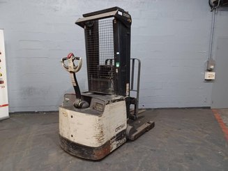 Штабелер Crown SHR5540-1.6