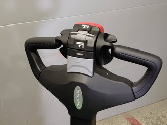 Штабелеры с электроприводом Hangcha CDD16-XT1-SI