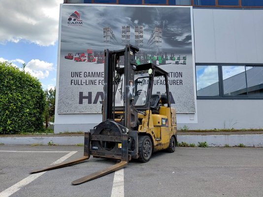 Четырехопорные погрузчики Caterpillar GC40K - 1