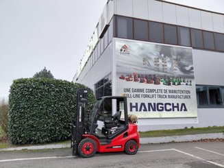Четырехопорные погрузчики Hangcha XF25G-2 - 2