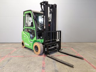 Четырехопорные погрузчики Hangcha XC25i-2 (CPD25-XCY2-SI)  - 1