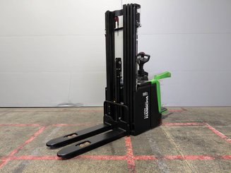 Штабелер с откидной платформой Hangcha CDD16-XT1S-SiL