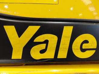 Четырехопорные погрузчики Yale GLP35VX