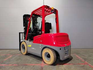 Четырехопорные погрузчики Hangcha XE30i ( CPD30-XEY2HA-SI )
