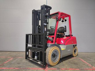 Четырехопорные погрузчики Hangcha XE30i ( CPD30-XEY2HA-SI )