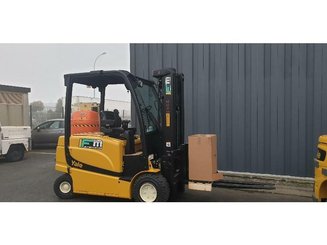 Электрический погрузчик Yale ERP30VL