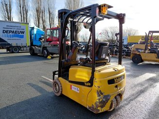 Электрический погрузчик Yale ERP16VT