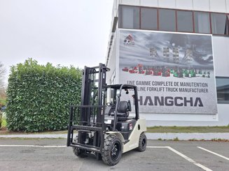 Четырехопорные погрузчики Hangcha XF30D