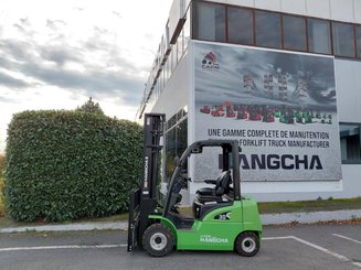 Четырехопорные погрузчики Hangcha XC30i