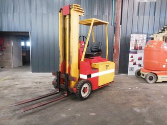 Трехопорные погрузчики Peg F2050EB