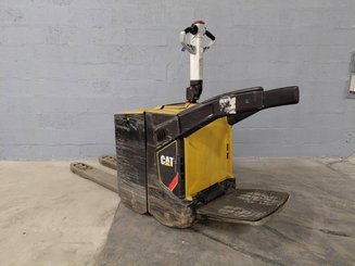Трехсекционная Caterpillar NPV20N2