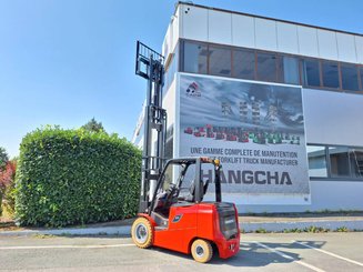 Четырехопорные погрузчики Hangcha AE30