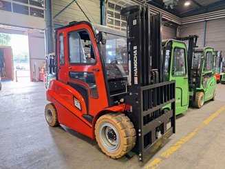 Четырехопорные погрузчики Hangcha A4W50